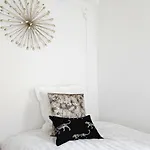 Grand Appt For 7P Center City