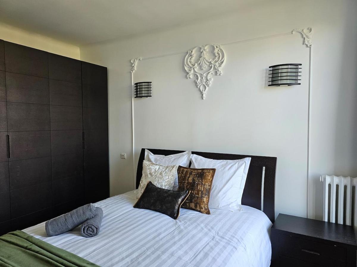 Grand Appt For 7p Center Appartement Parijs